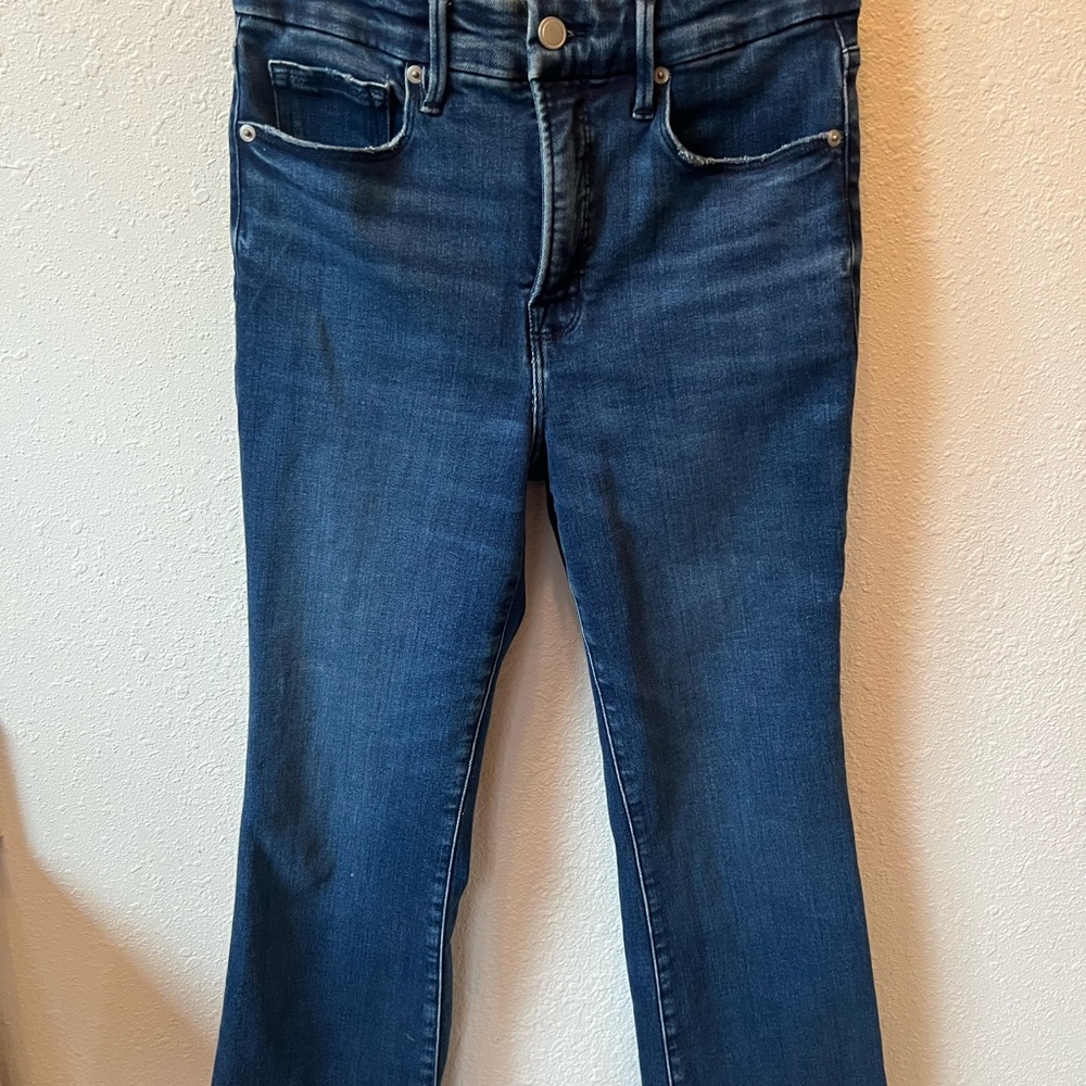 Good American Soft Tech Cropped Mini Bootcut Jean